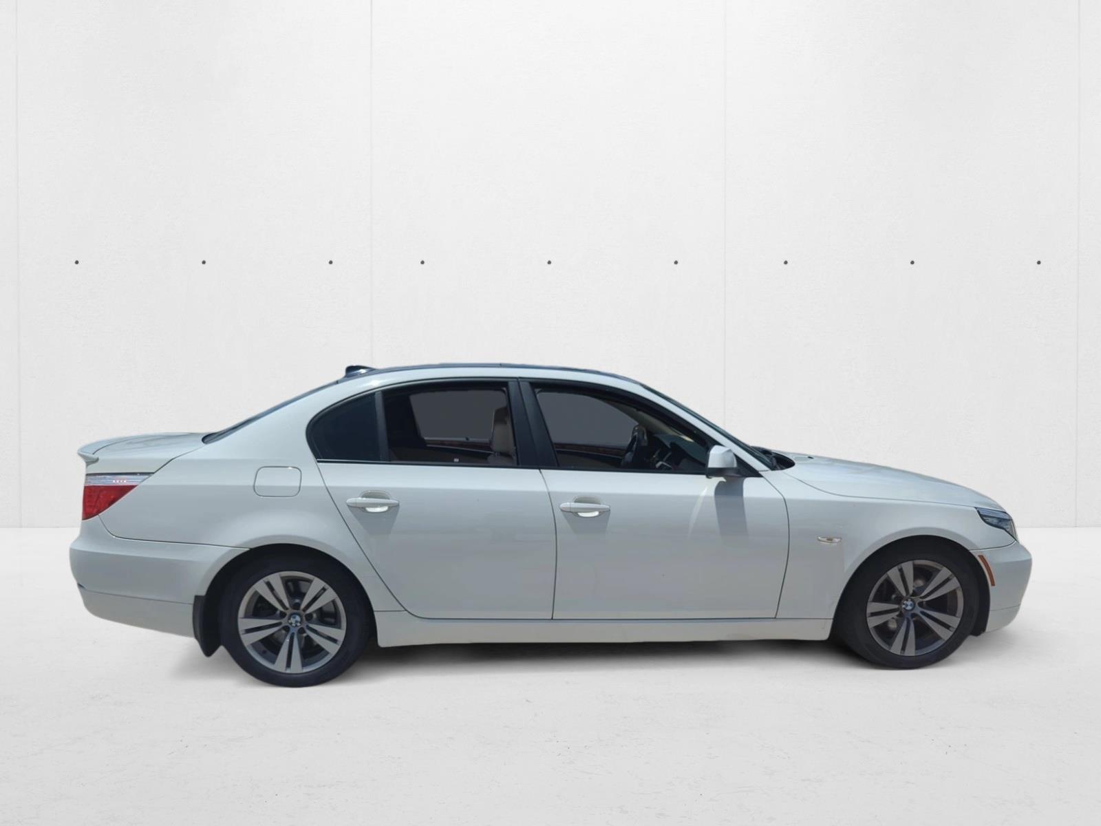 2010 Bmw 528i 5-series photo 3