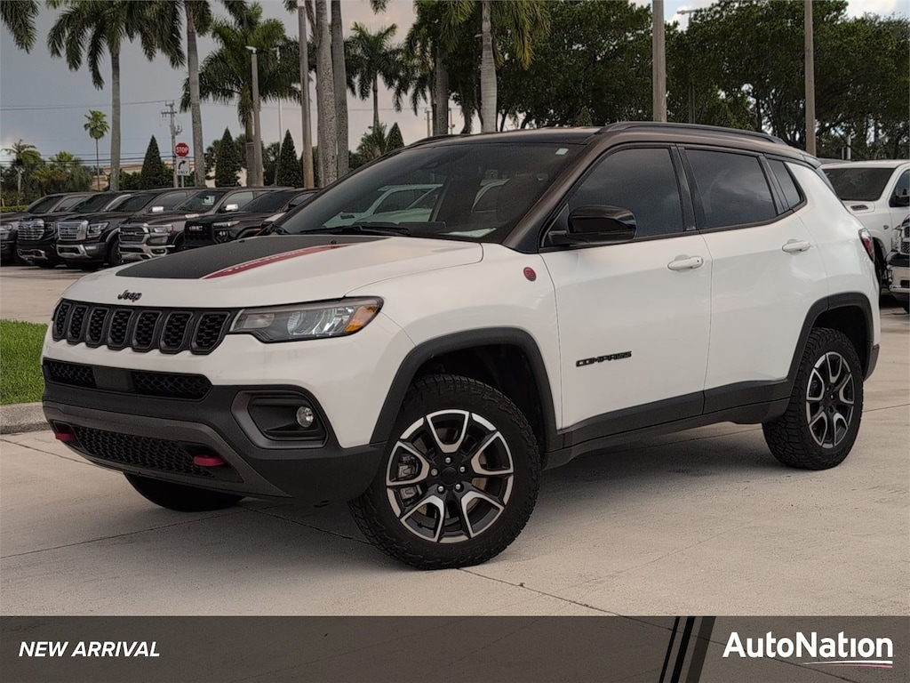 Used 2024 Jeep Compass Trailhawk Sport Utility