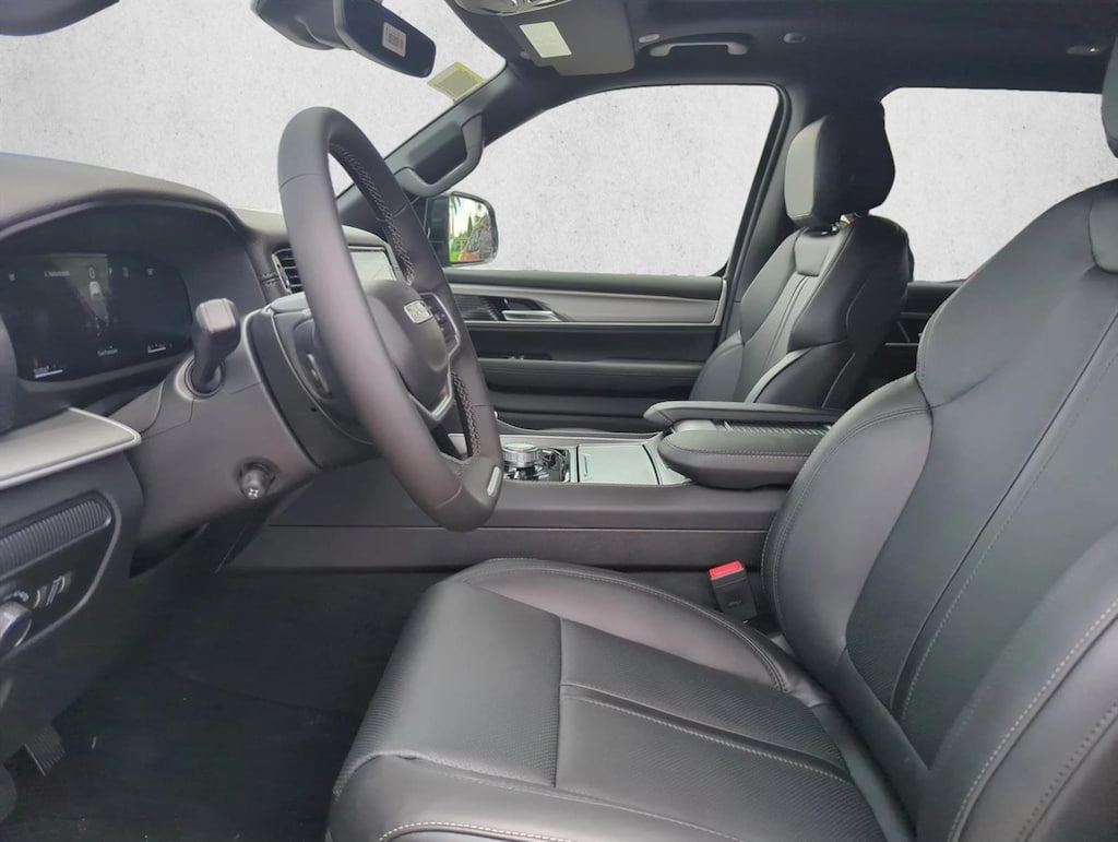 New 2026 Jeep Grand Wagoneer Upland SUV