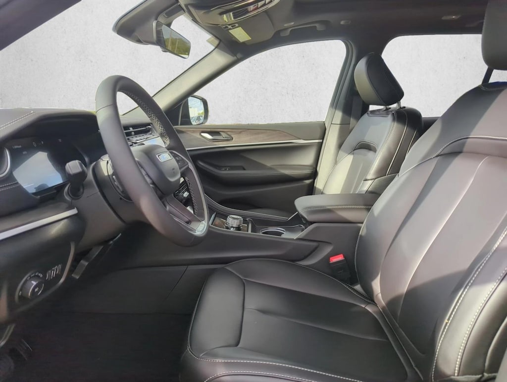 New 2025 Jeep Grand Cherokee Limited SUV