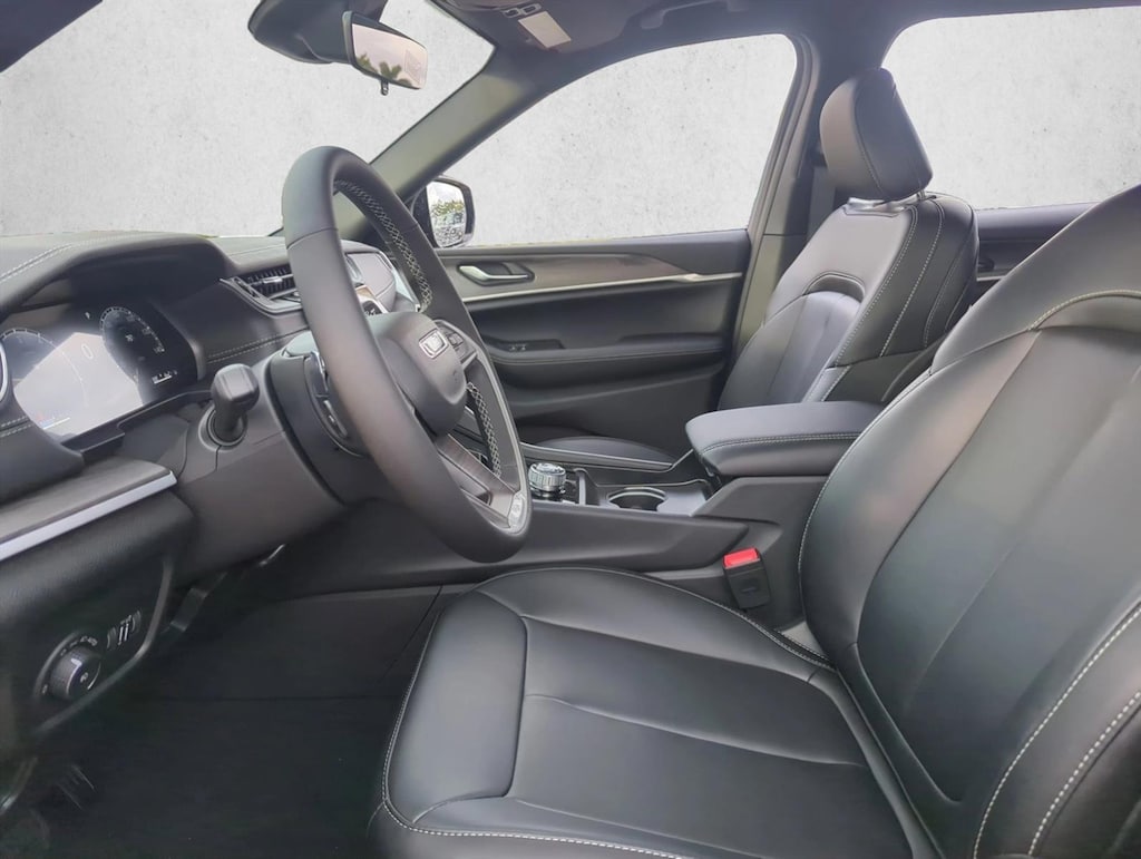 New 2025 Jeep Grand Cherokee Limited SUV