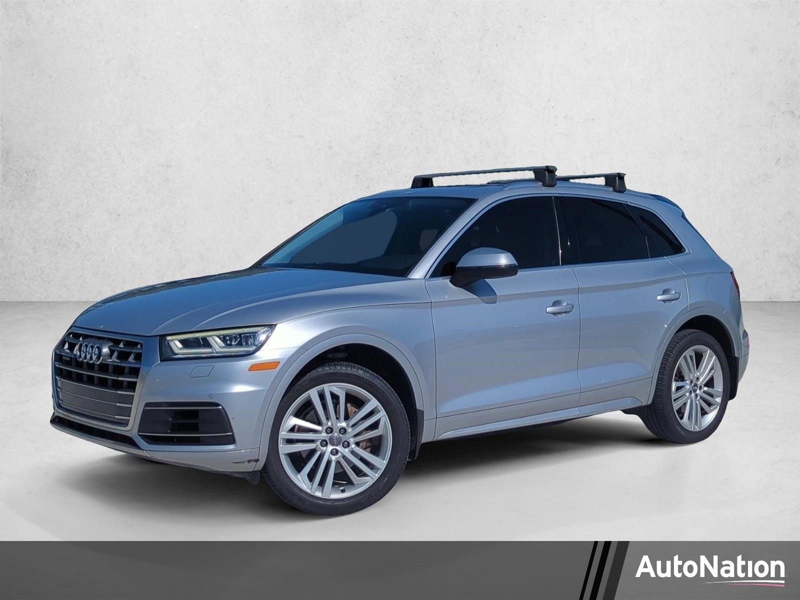 2018 Audi Q5 2.0T quattro S tronic Premium Plus's photo
