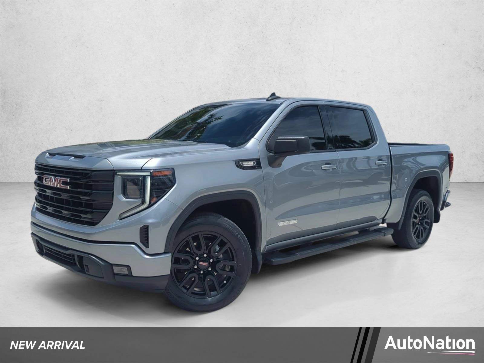 2023 GMC Sierra 2WD Crew Cab Short Box Elevation's photo