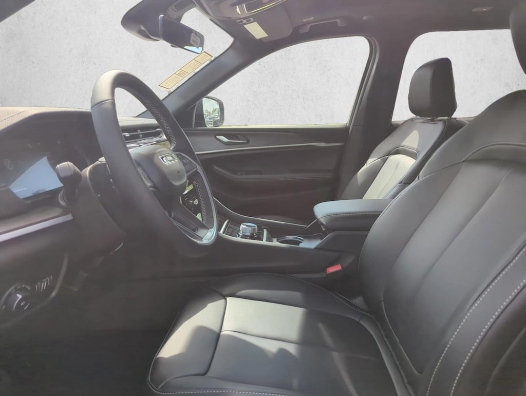 New 2025 Jeep Grand Cherokee Limited SUV