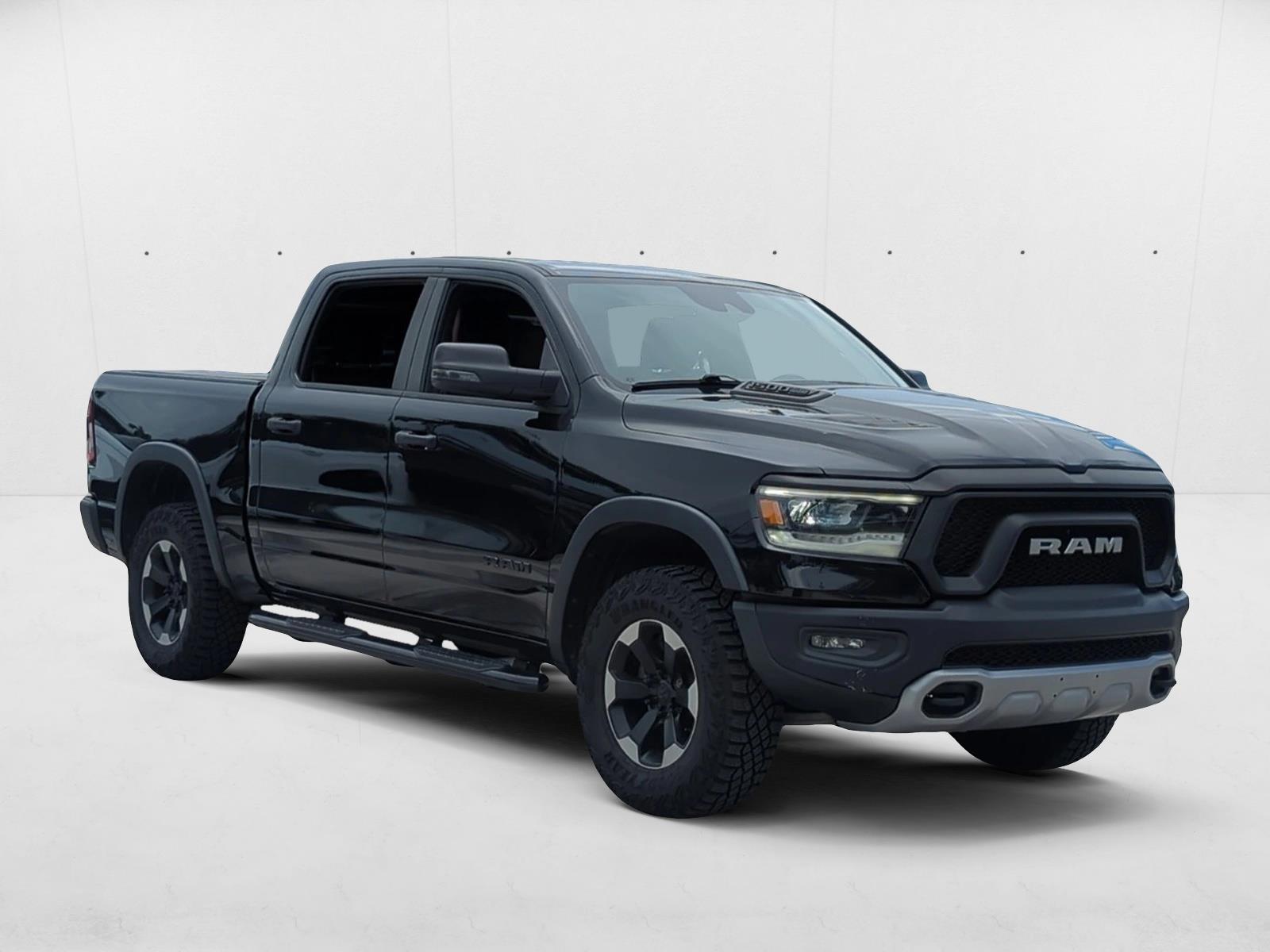 2023 Ram 1500 Rebel photo 3