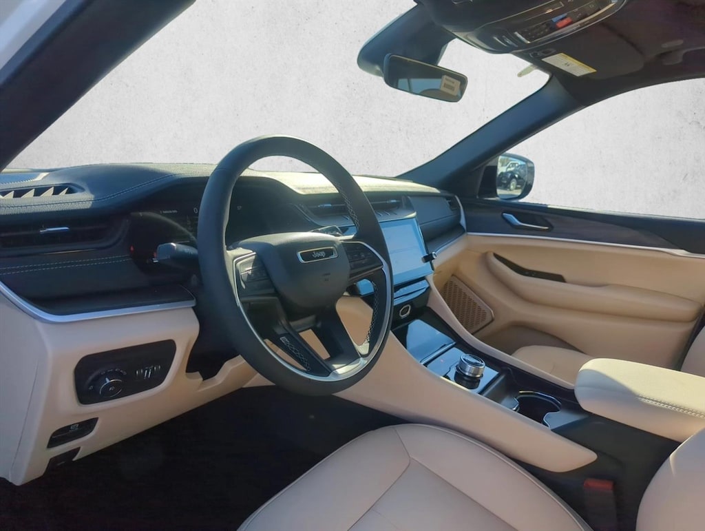 New 2026 Jeep Grand Cherokee Limited SUV