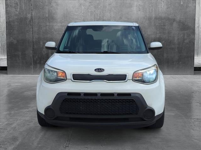 Used 2015 Kia Soul Base with VIN KNDJN2A28F7174657 for sale in Pembroke Pines, FL