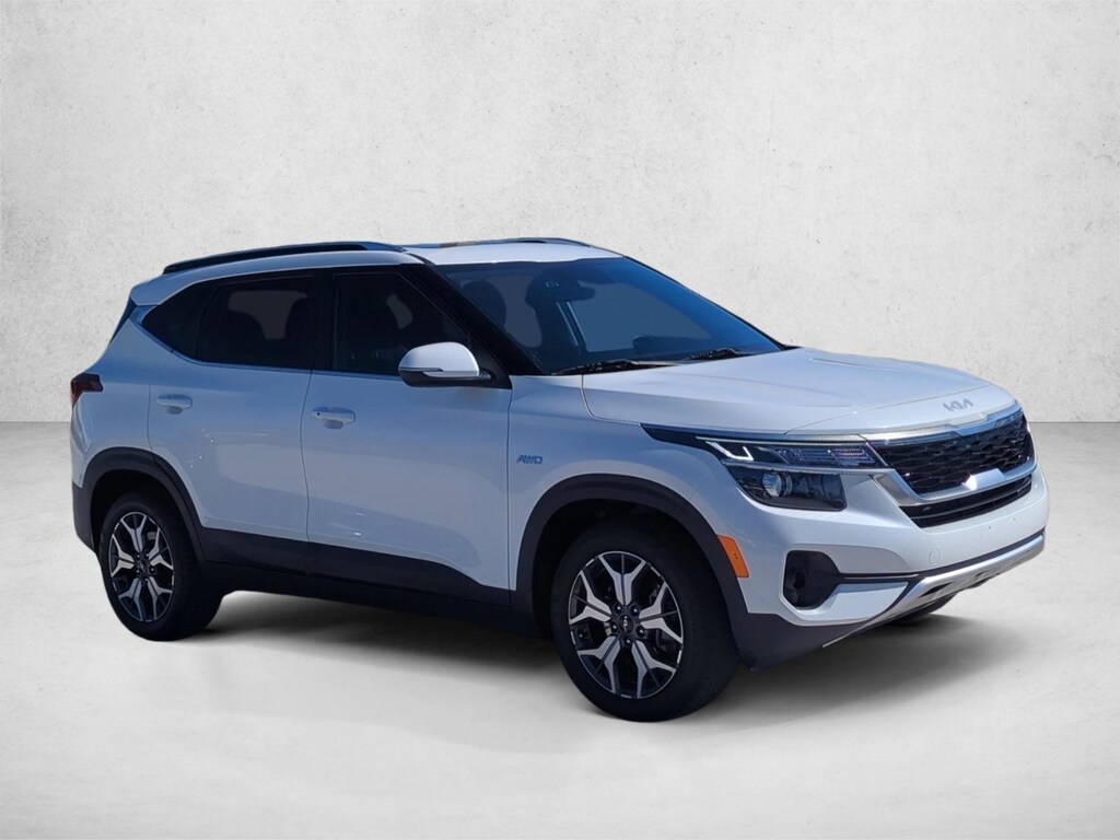 Used 2022 Kia Seltos EX Sport Utility
