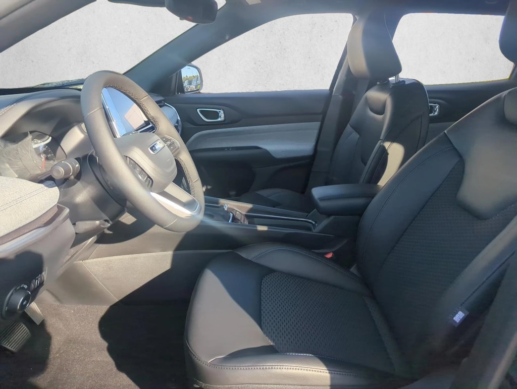 New 2026 Jeep Compass Latitude SUV