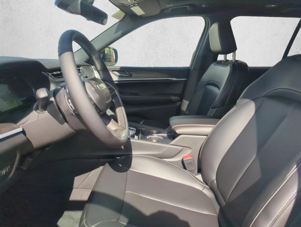 New 2025 Jeep Grand Cherokee Limited SUV