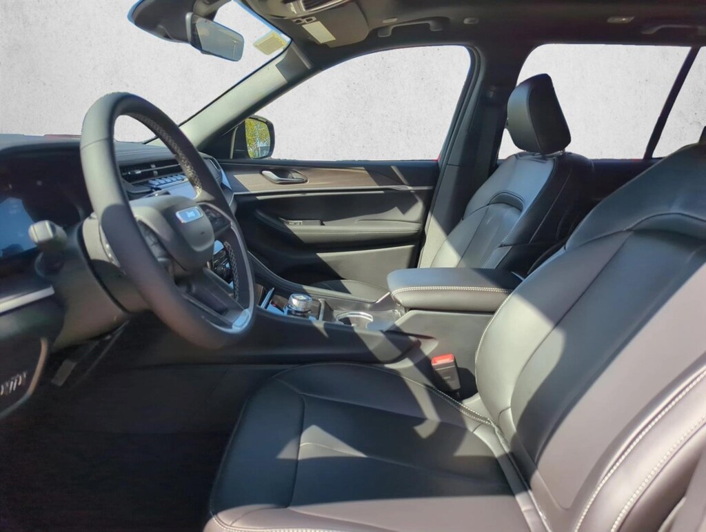 New 2025 Jeep Grand Cherokee Limited SUV