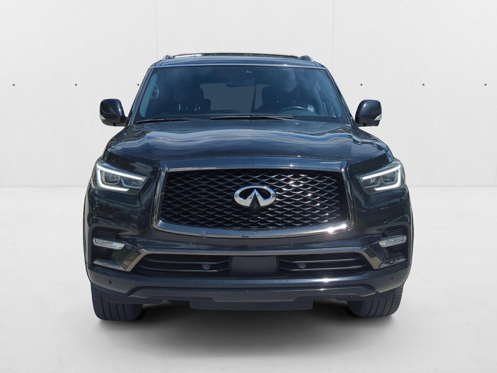2020 Infiniti QX80 Luxe photo 2