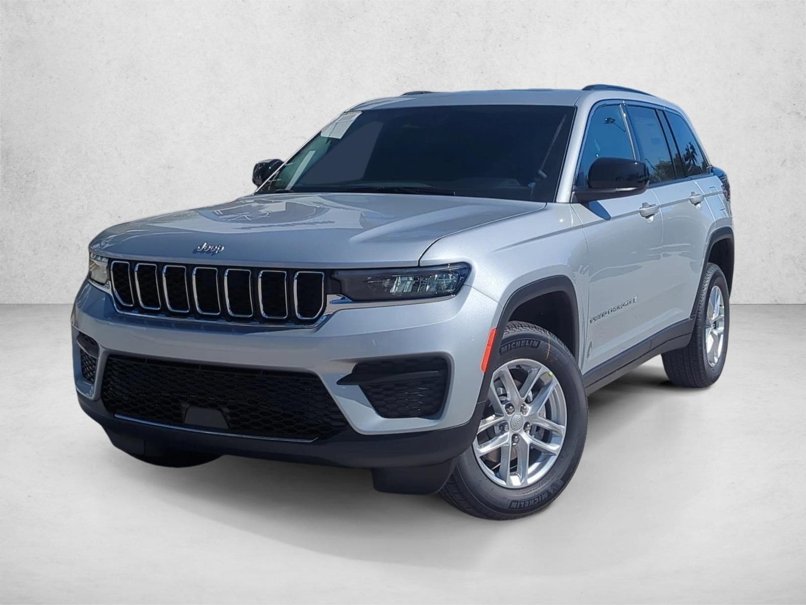 2025 Jeep Grand Cherokee Laredo's photo