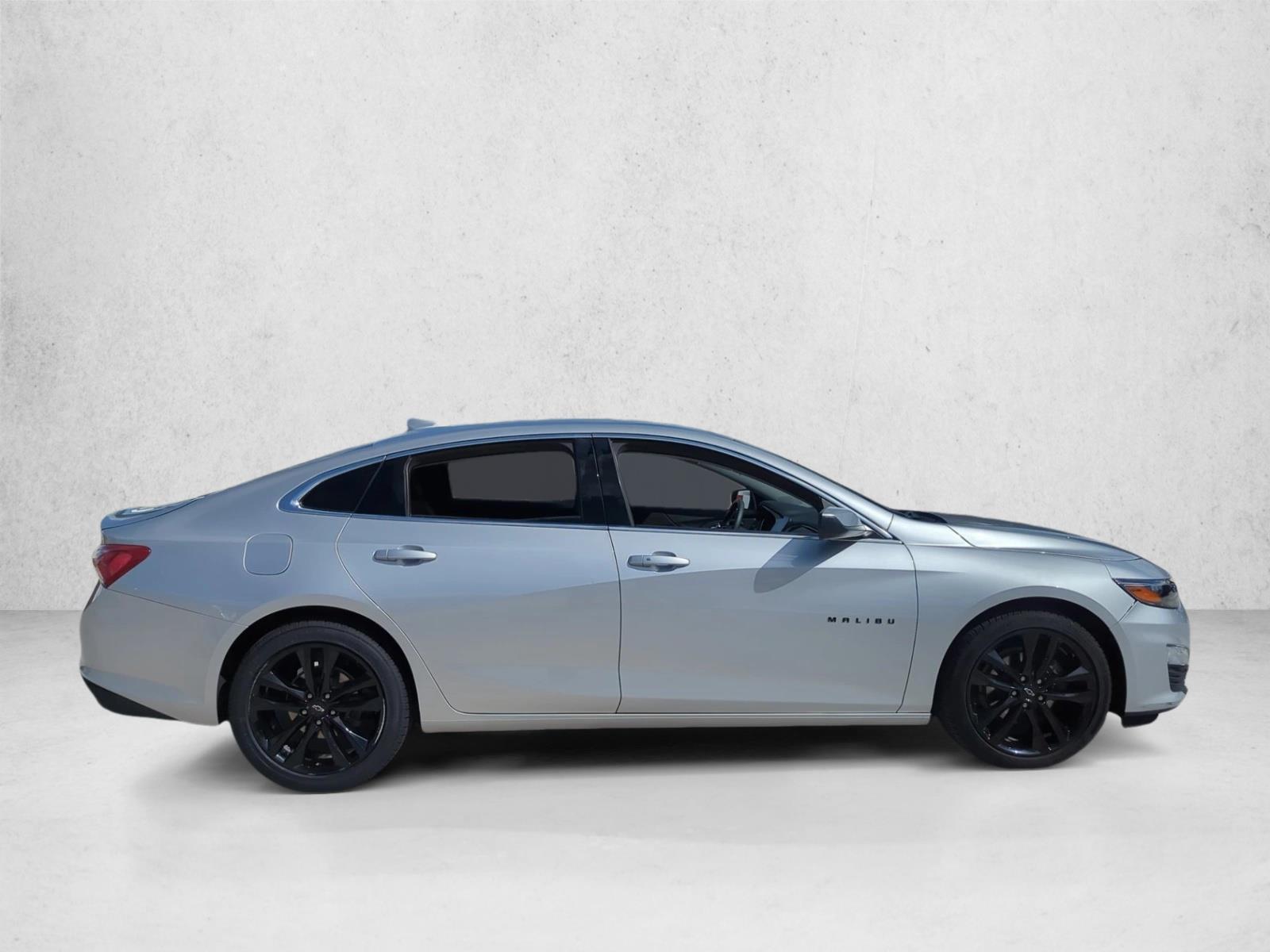 2021 Chevrolet Malibu 1LT photo 4