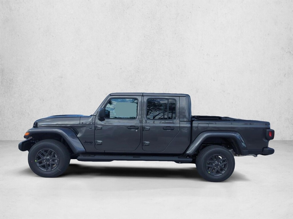 New 2026 Jeep Gladiator Sport S Truck Crew Cab