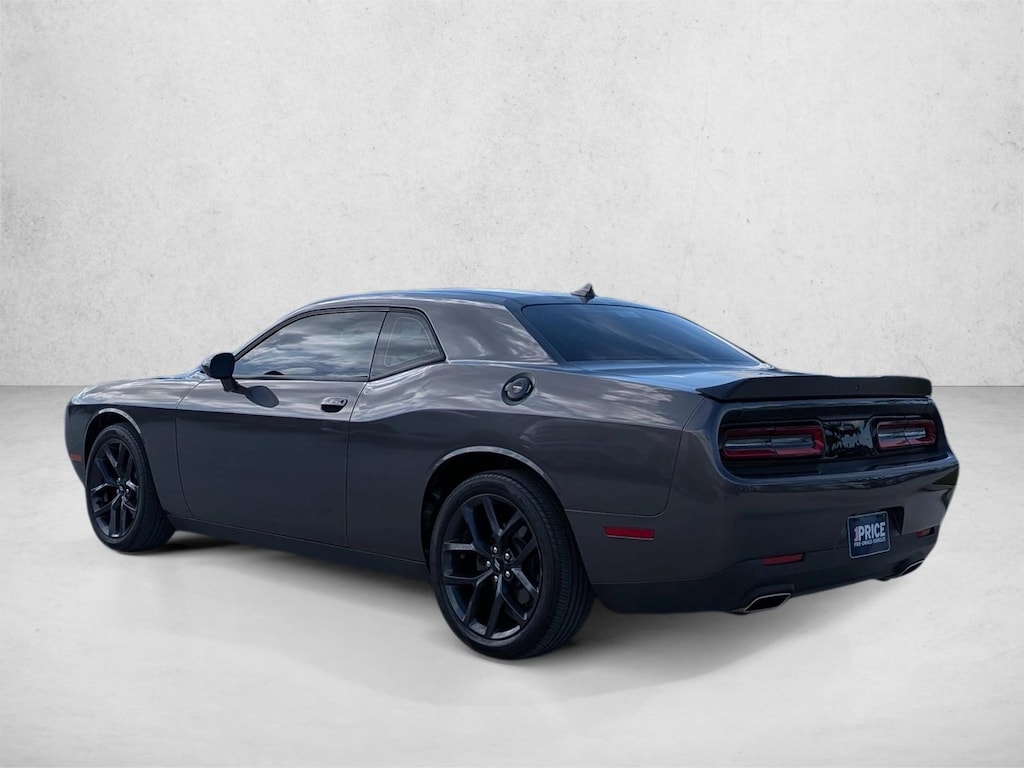 Used 2019 Dodge Challenger SXT 2dr Car