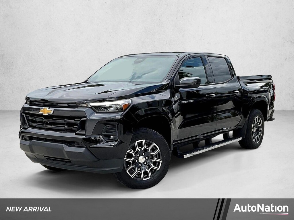 Used 2024 Chevrolet Colorado 2WD LT Crew Cab Pickup