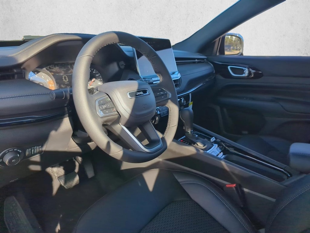 New 2026 Jeep Compass Latitude Altitude SUV