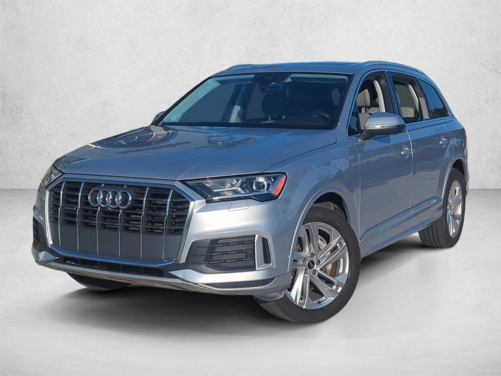 2021 Audi Q7 Premium Plus's photo