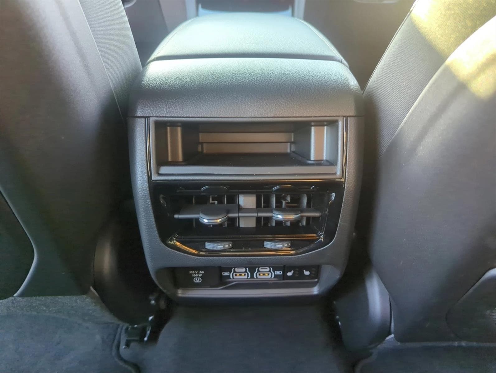 2025 Jeep Grand Cherokee Limited - Photo 15