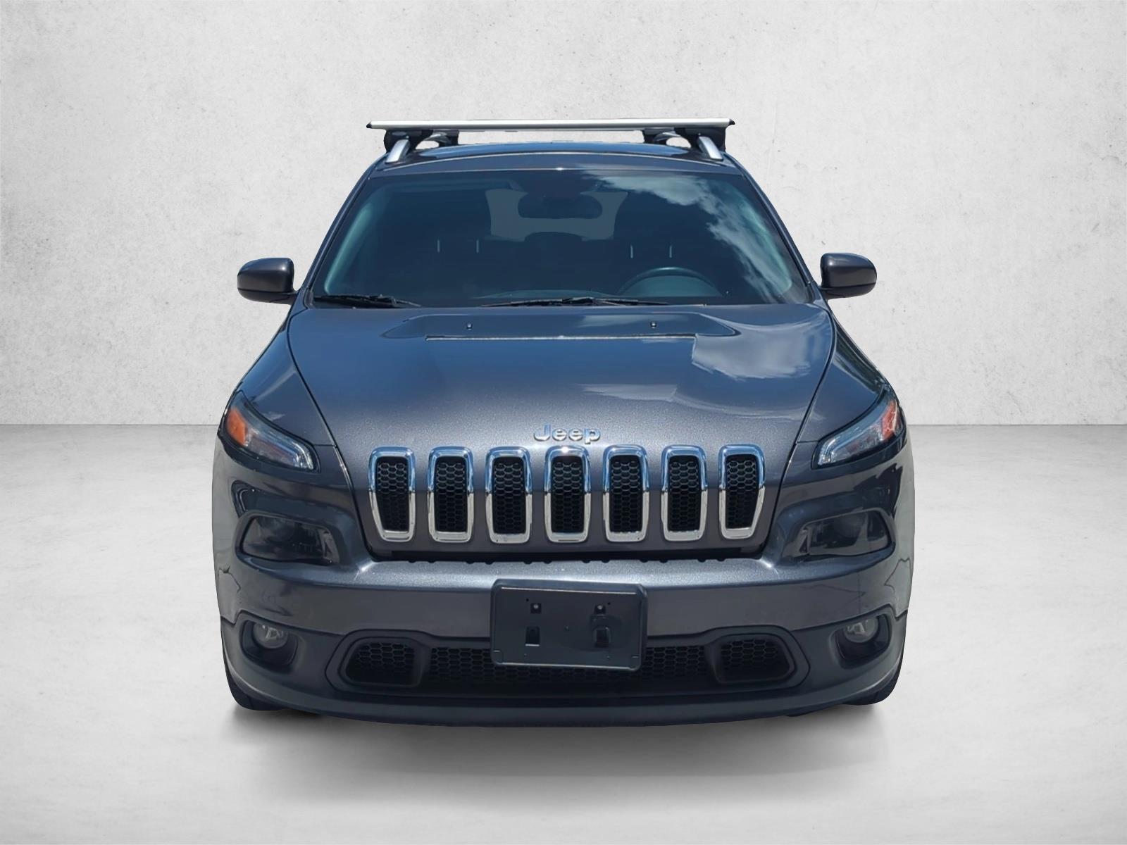 Used 2016 Jeep Cherokee Latitude with VIN 1C4PJLCBXGW312599 for sale in Pembroke Pines, FL