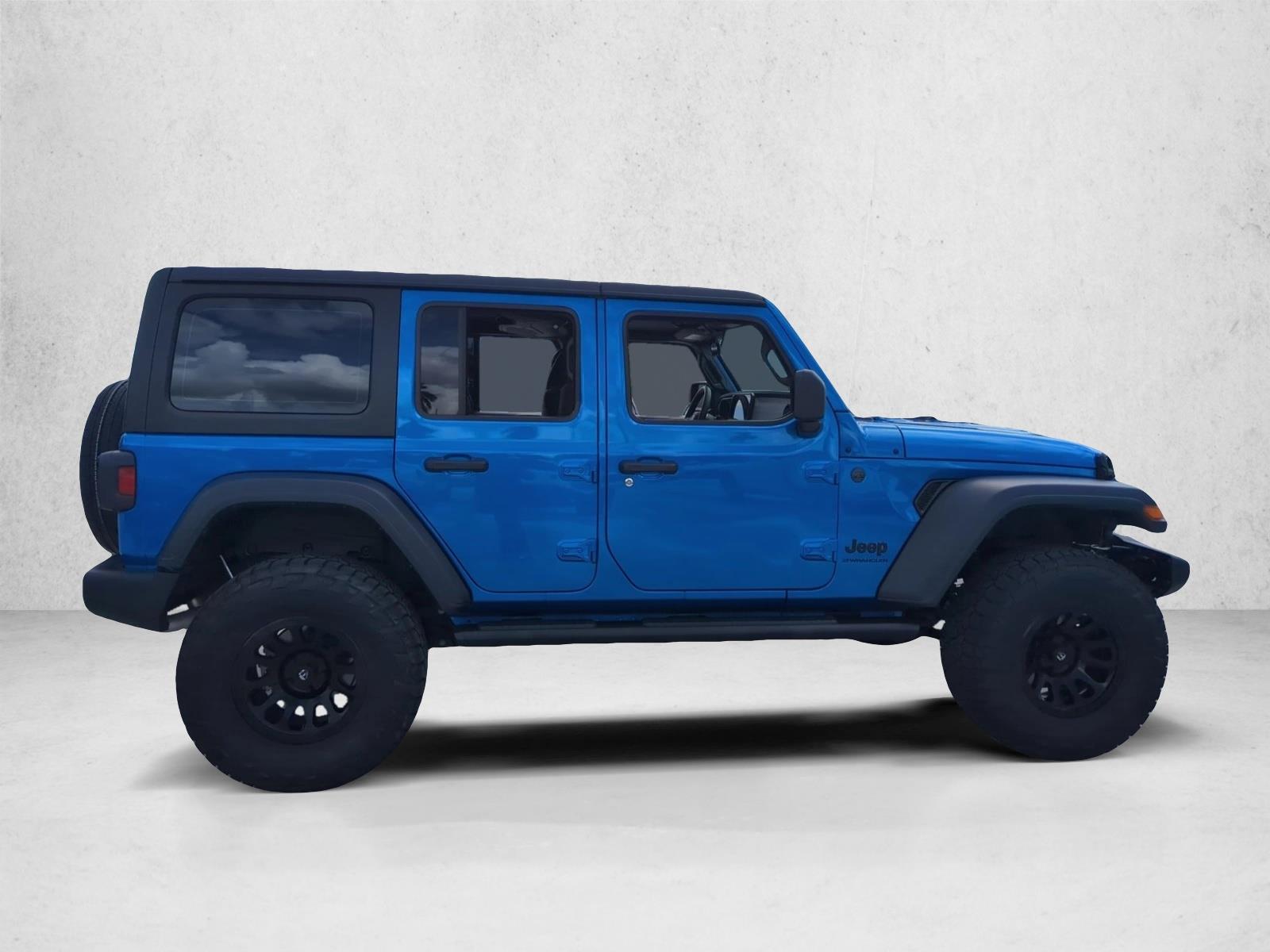 2025 Jeep Wrangler Sport photo 4