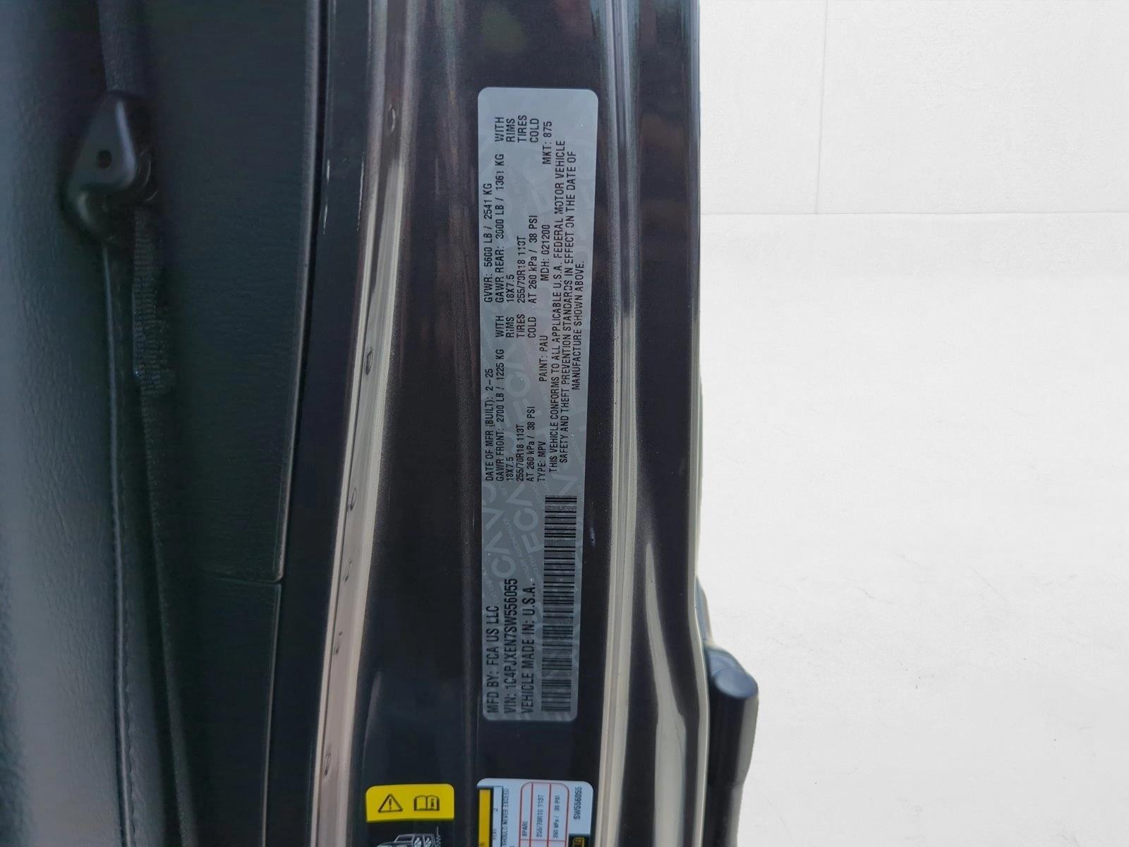 2025 Jeep Wrangler 4-Door Sahara - Photo 18