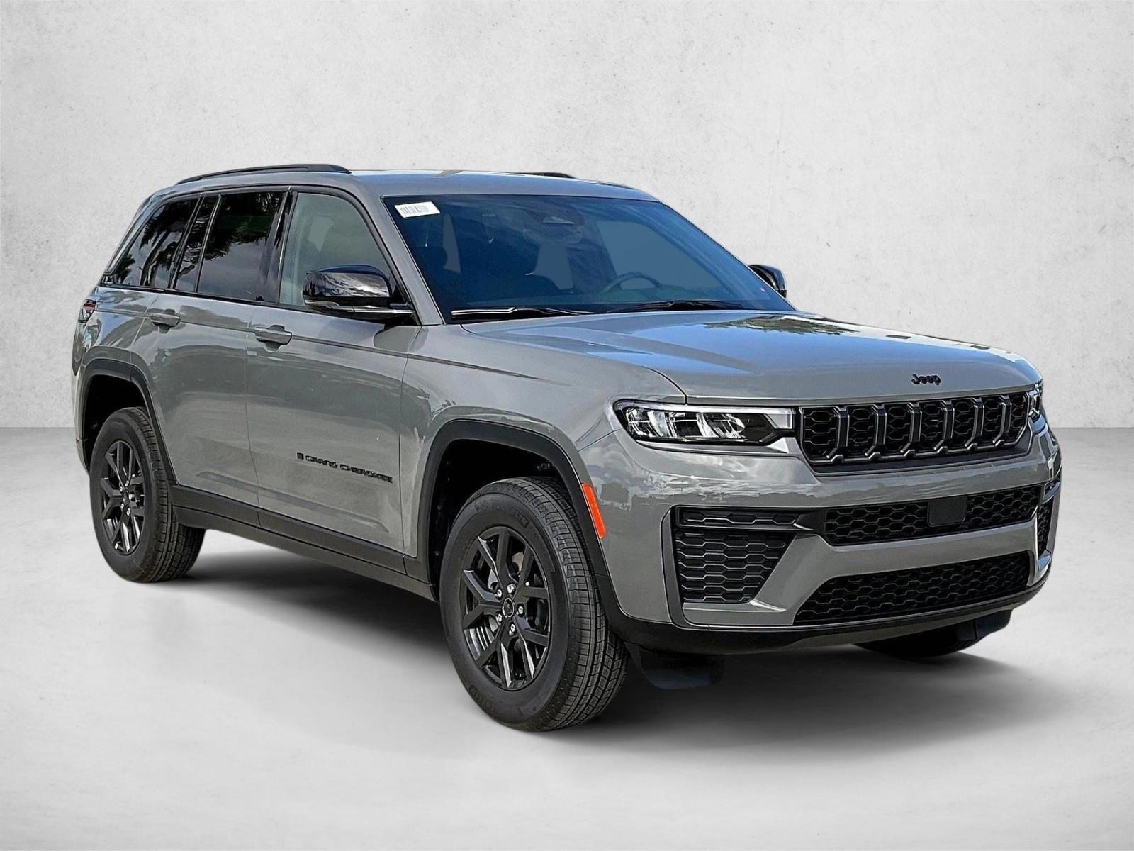 New 2027 Jeep Grand Cherokee Laredo Altitude SUV