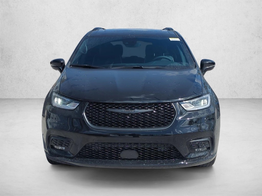 New 2026 Chrysler Pacifica Limited Van Passenger Van