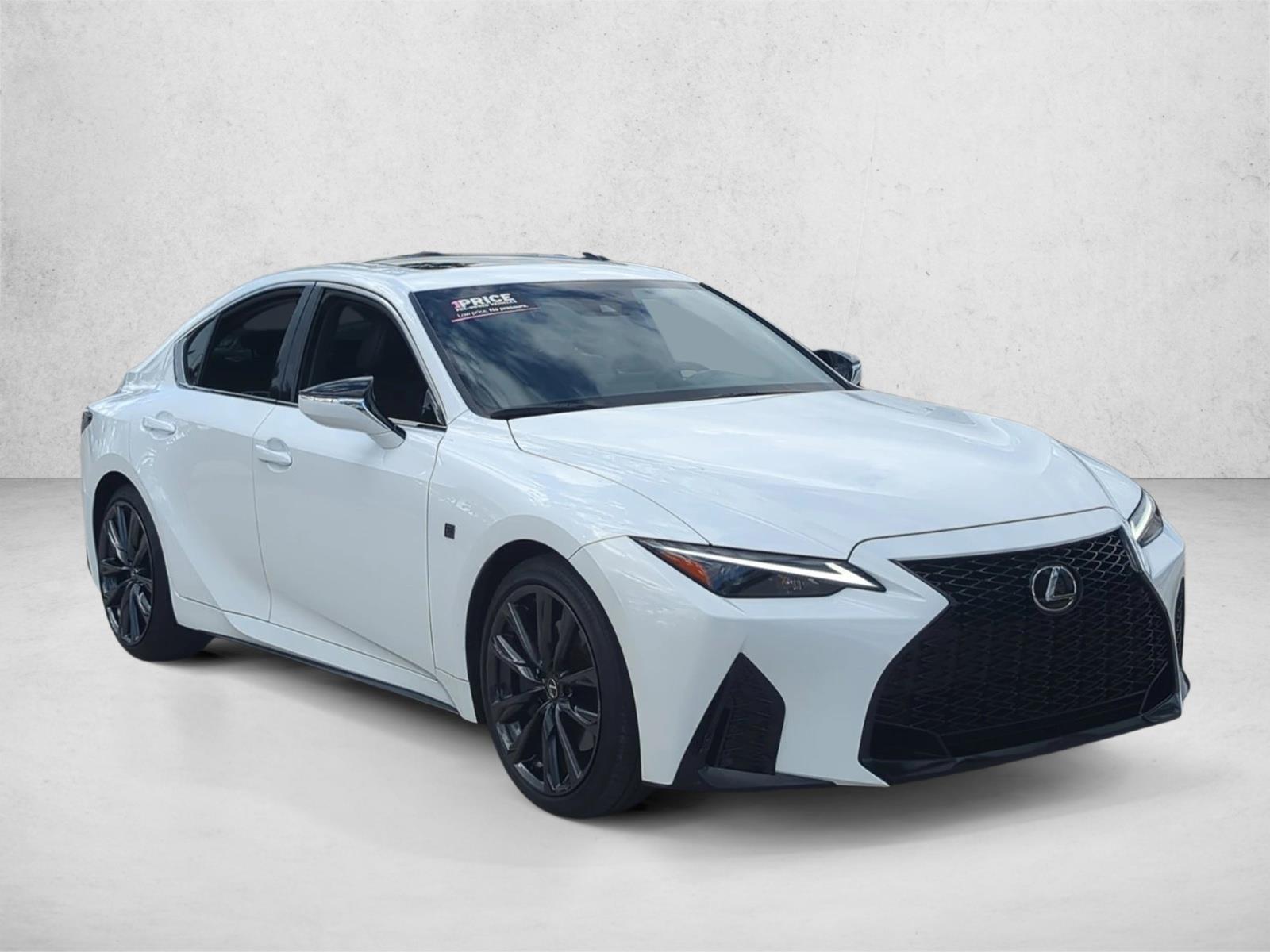 2024 Lexus IS 350 F SPORT photo 3