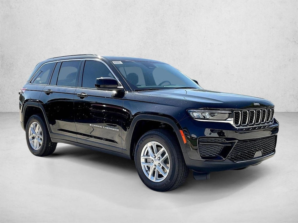 New 2026 Jeep Grand Cherokee Laredo X SUV