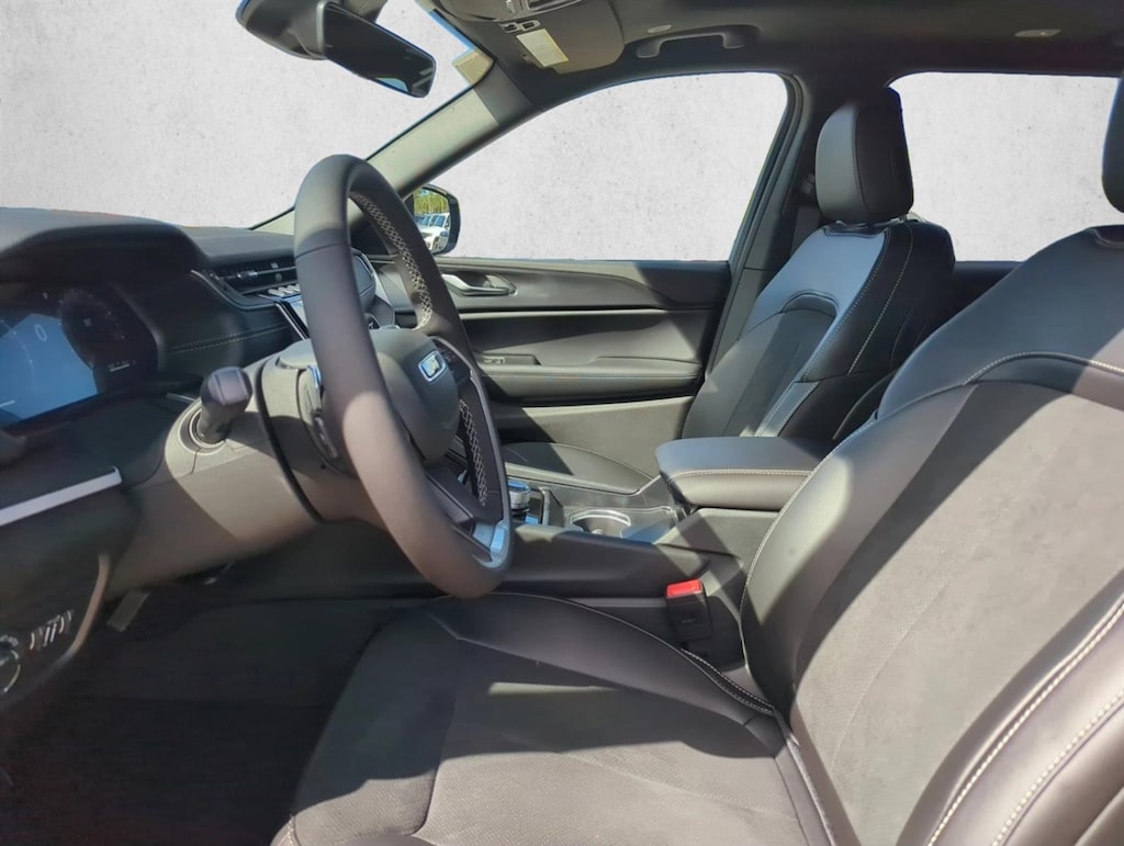 New 2025 Jeep Grand Cherokee Altitude X SUV