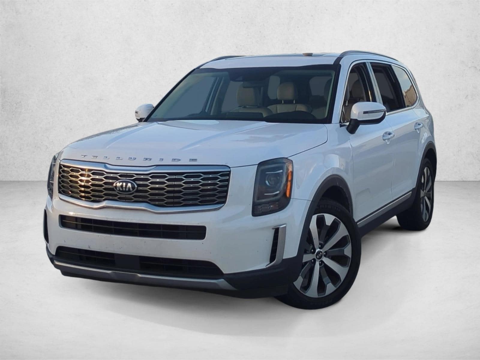 2021 Kia Telluride S's photo