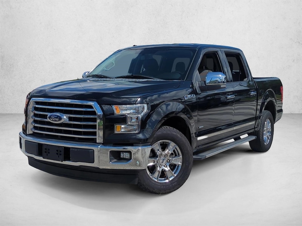 Used 2017 Ford F-150 XLT Crew Cab Pickup