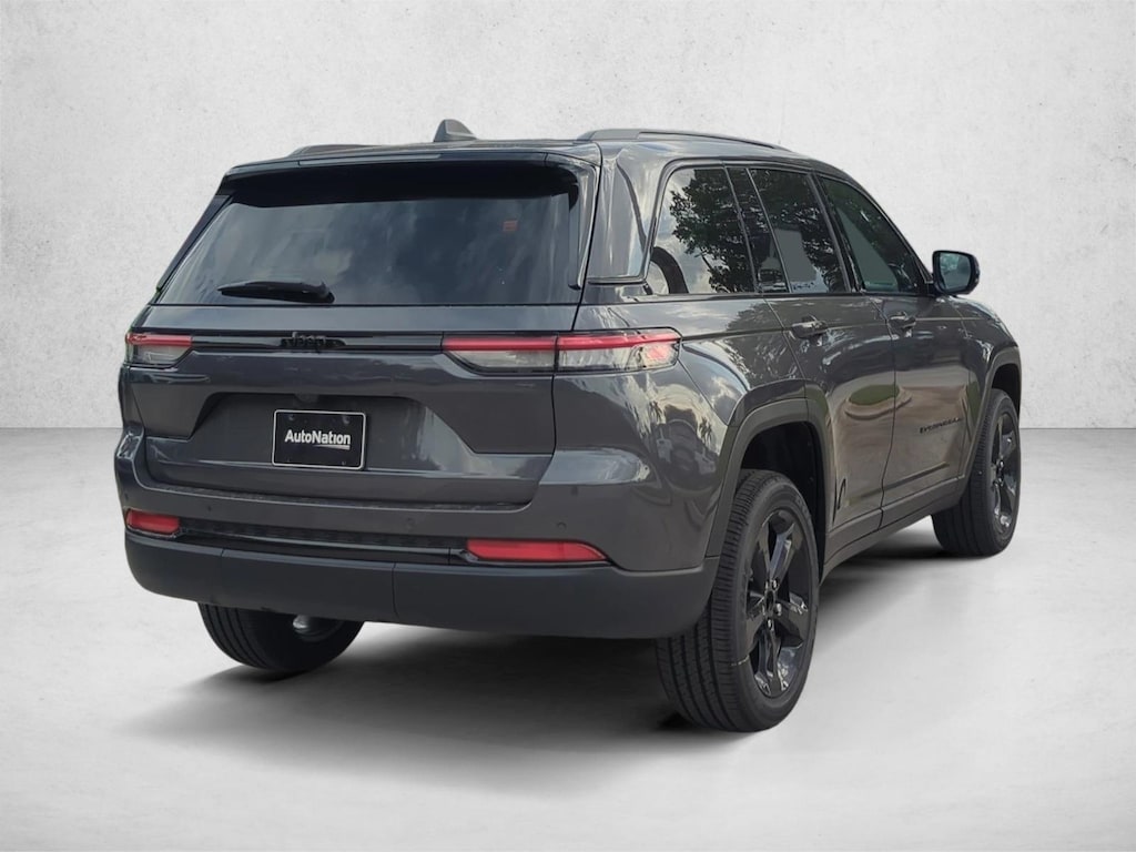 New 2025 Jeep Grand Cherokee Altitude X SUV