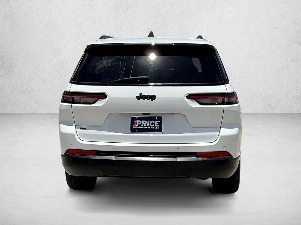 Used 2023 Jeep Grand Cherokee L Altitude Sport Utility
