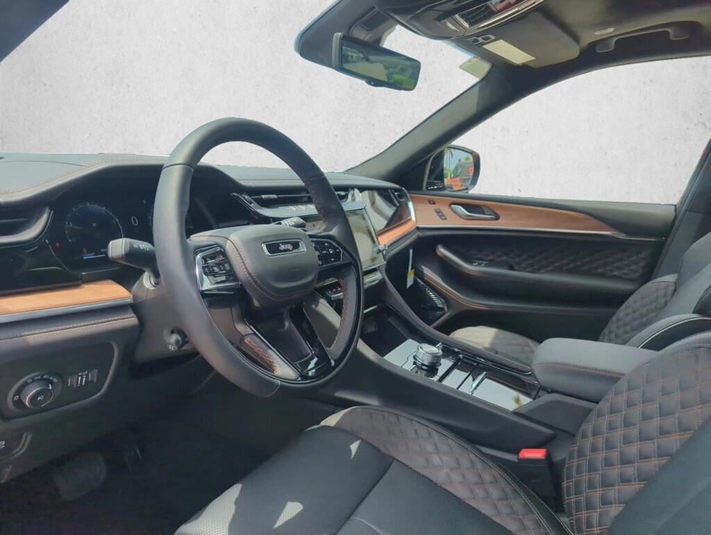 New 2026 Jeep Grand Cherokee Summit SUV