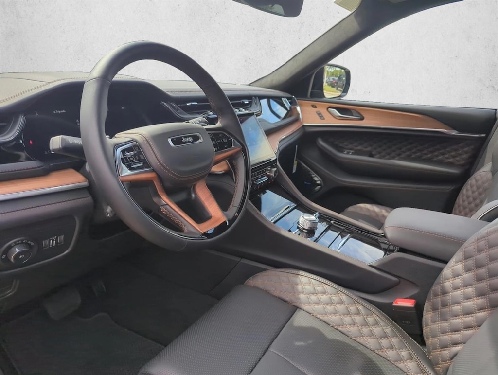 New 2025 Jeep Grand Cherokee Summit Reserve SUV