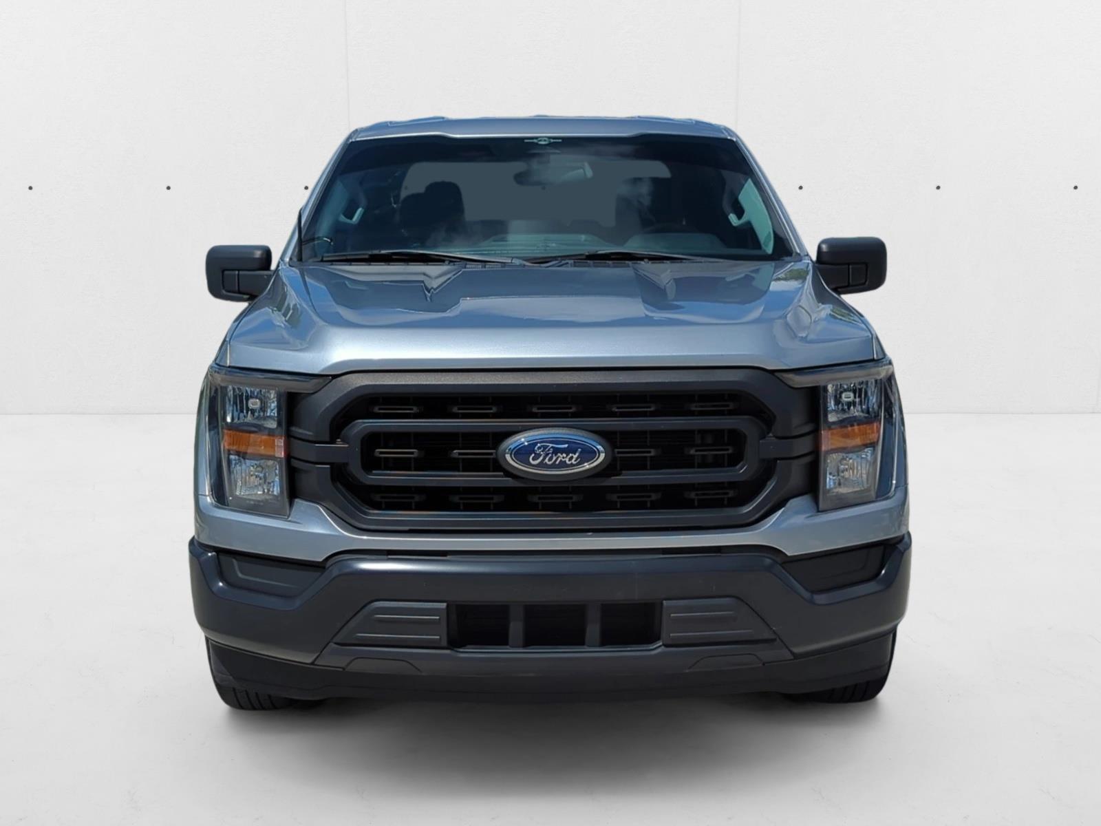 2023 Ford F-150 XL photo 2