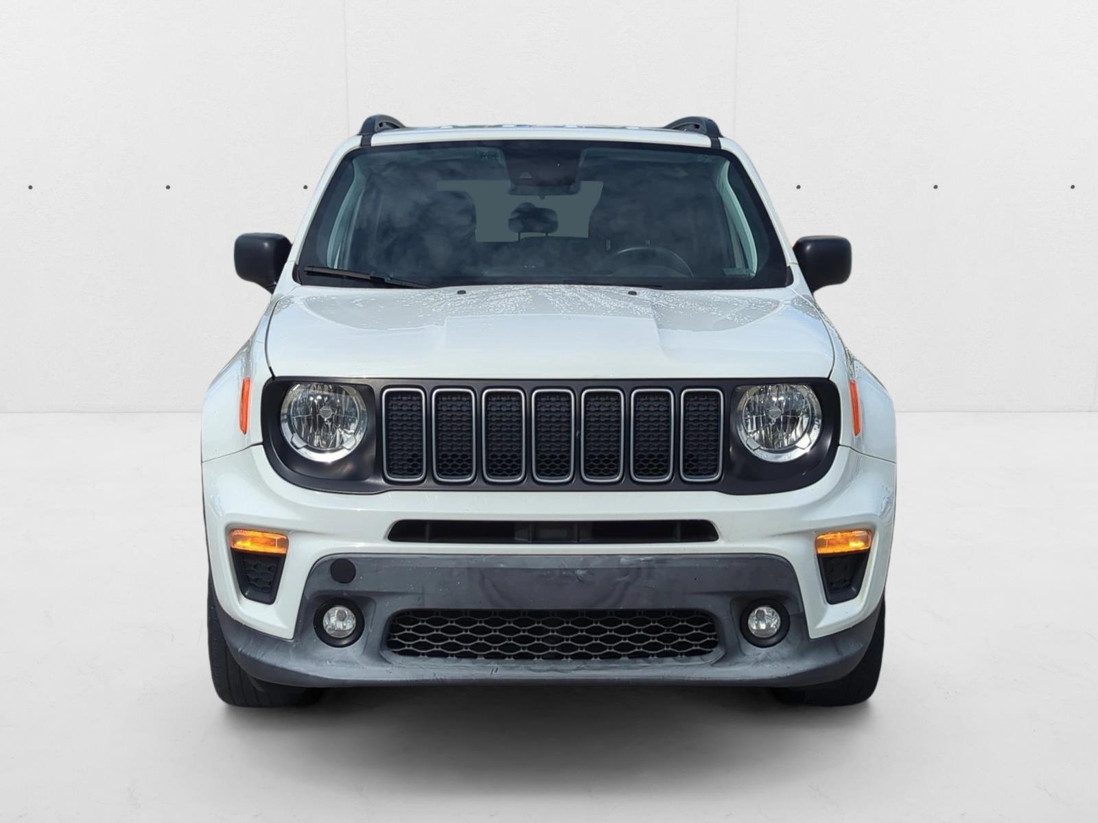 2022 Jeep Renegade Latitude photo 2