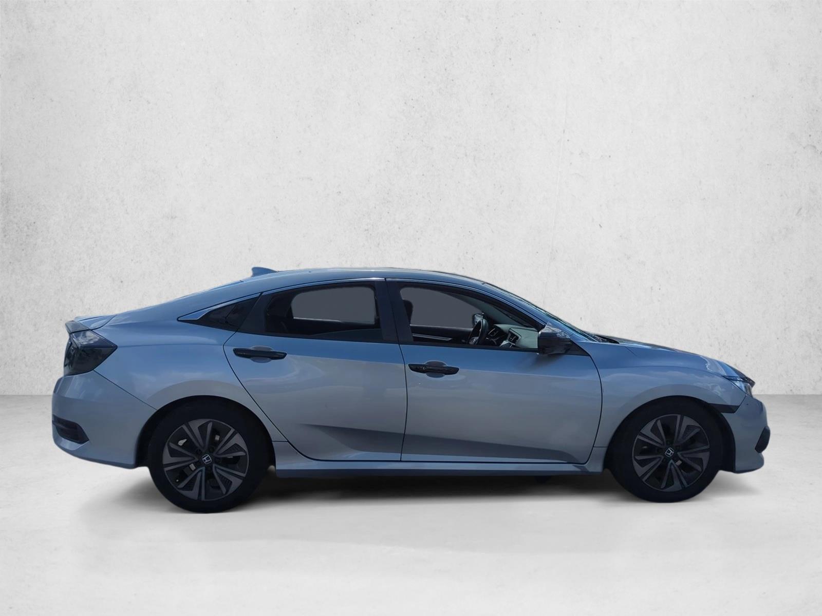 2016 Honda Civic EX-T photo 4