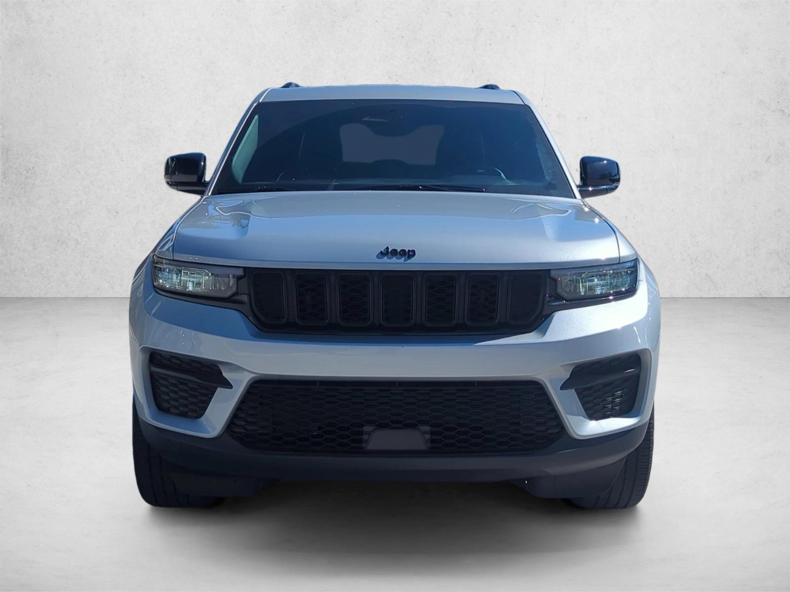 2023 Jeep Grand Cherokee Altitude Sport photo 2