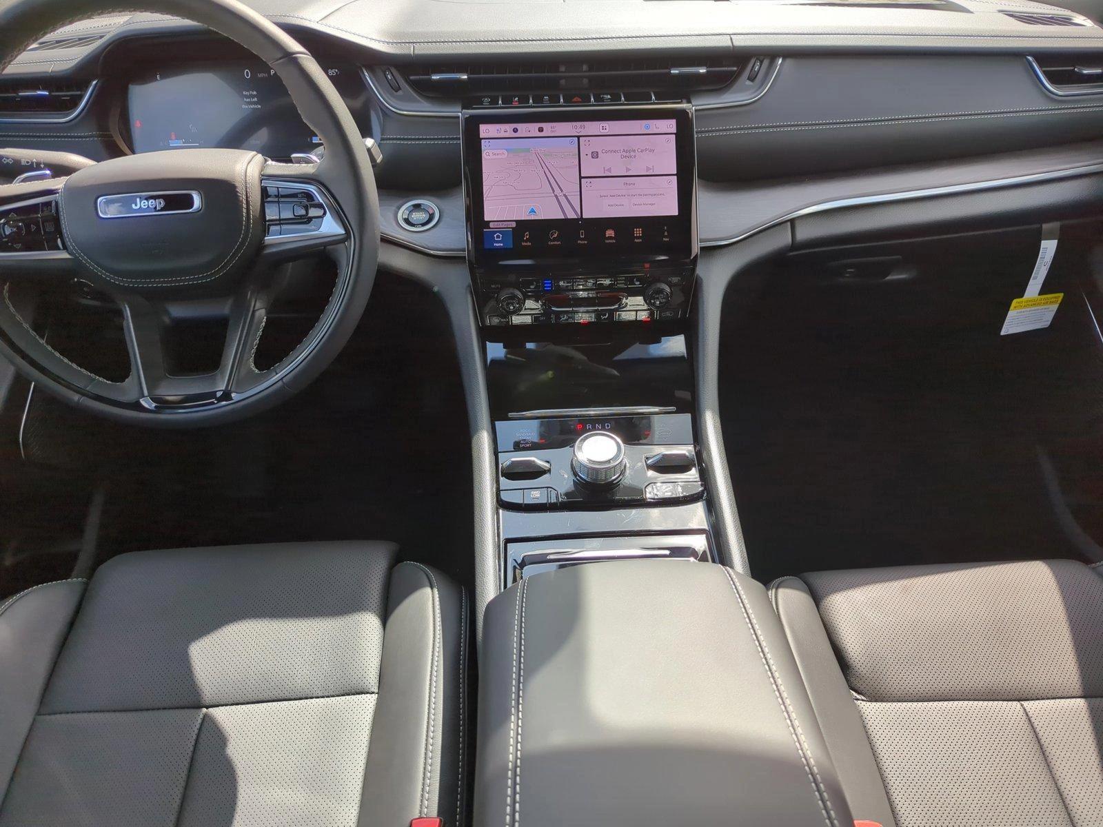 2025 Jeep Grand Cherokee Overland - Photo 15