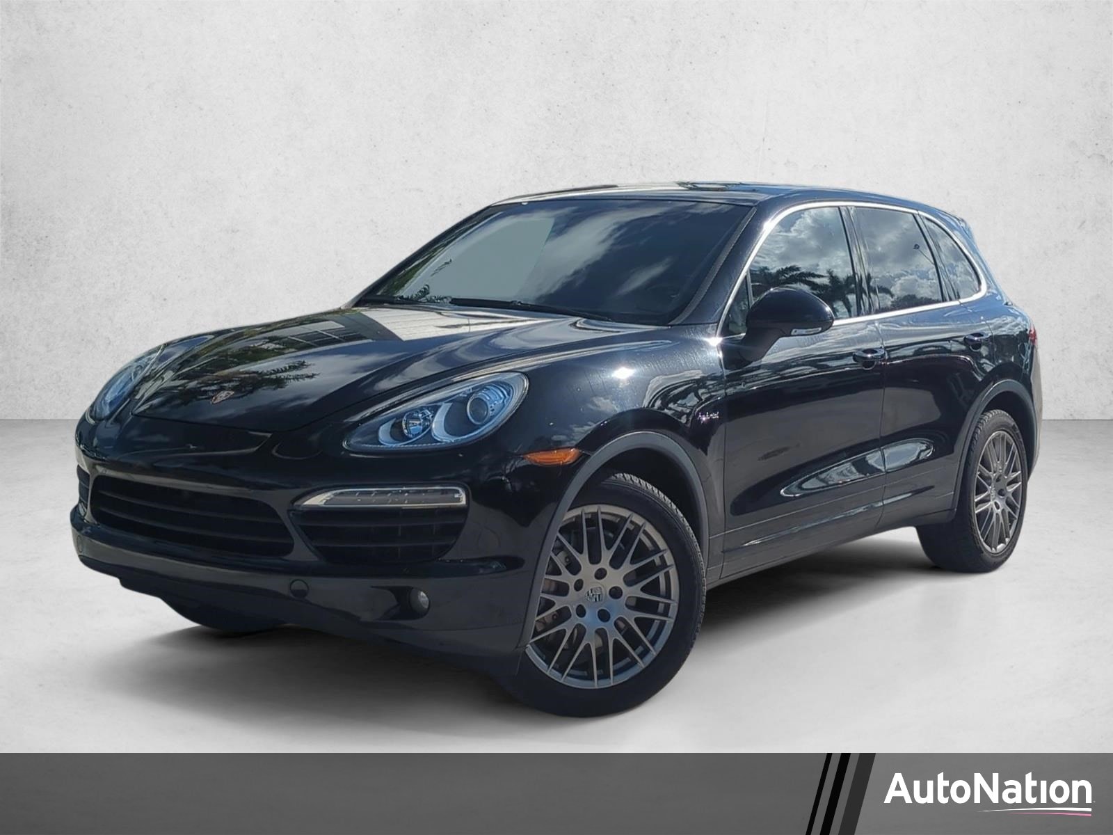 2012 Porsche Cayenne S Hybrid's photo