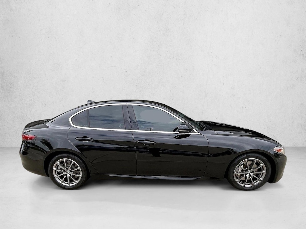 Used 2020 Alfa Romeo Giulia 4dr Car