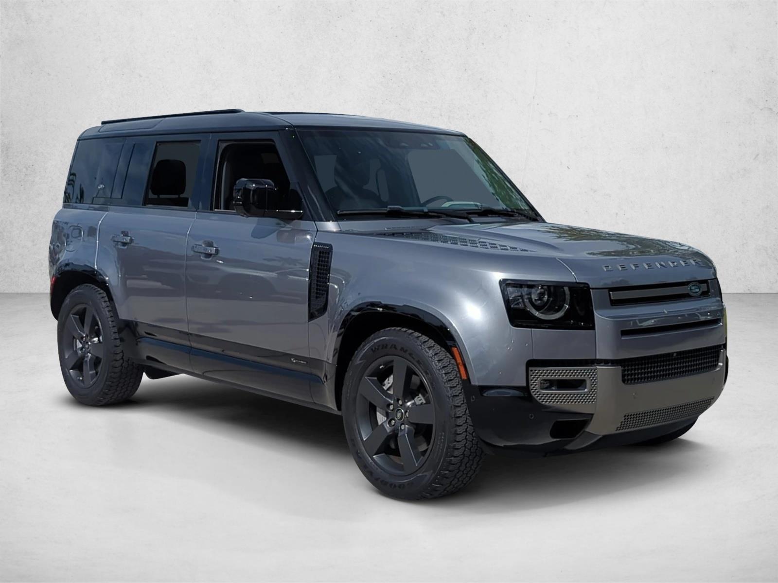 2021 Land Rover Defender X-Dynamic HSE photo 3