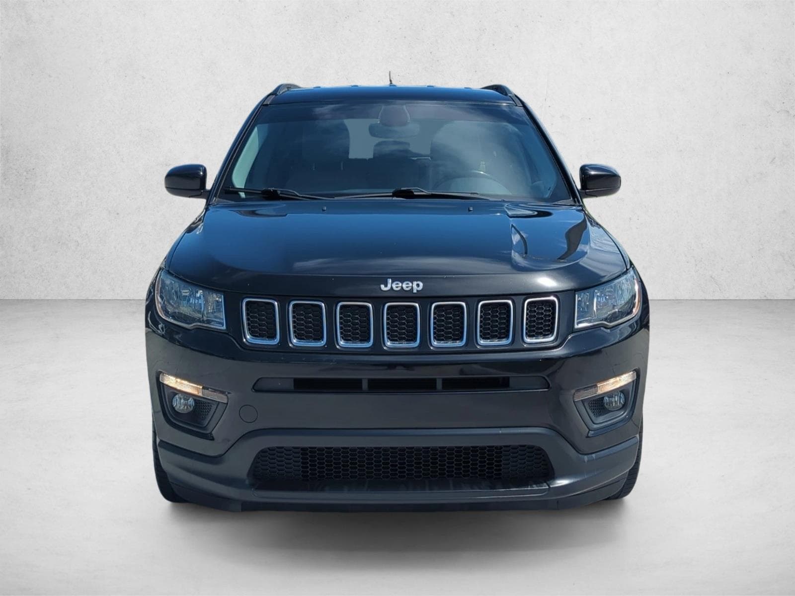 Used 2019 Jeep Compass Latitude with VIN 3C4NJCBB2KT851841 for sale in Pembroke Pines, FL