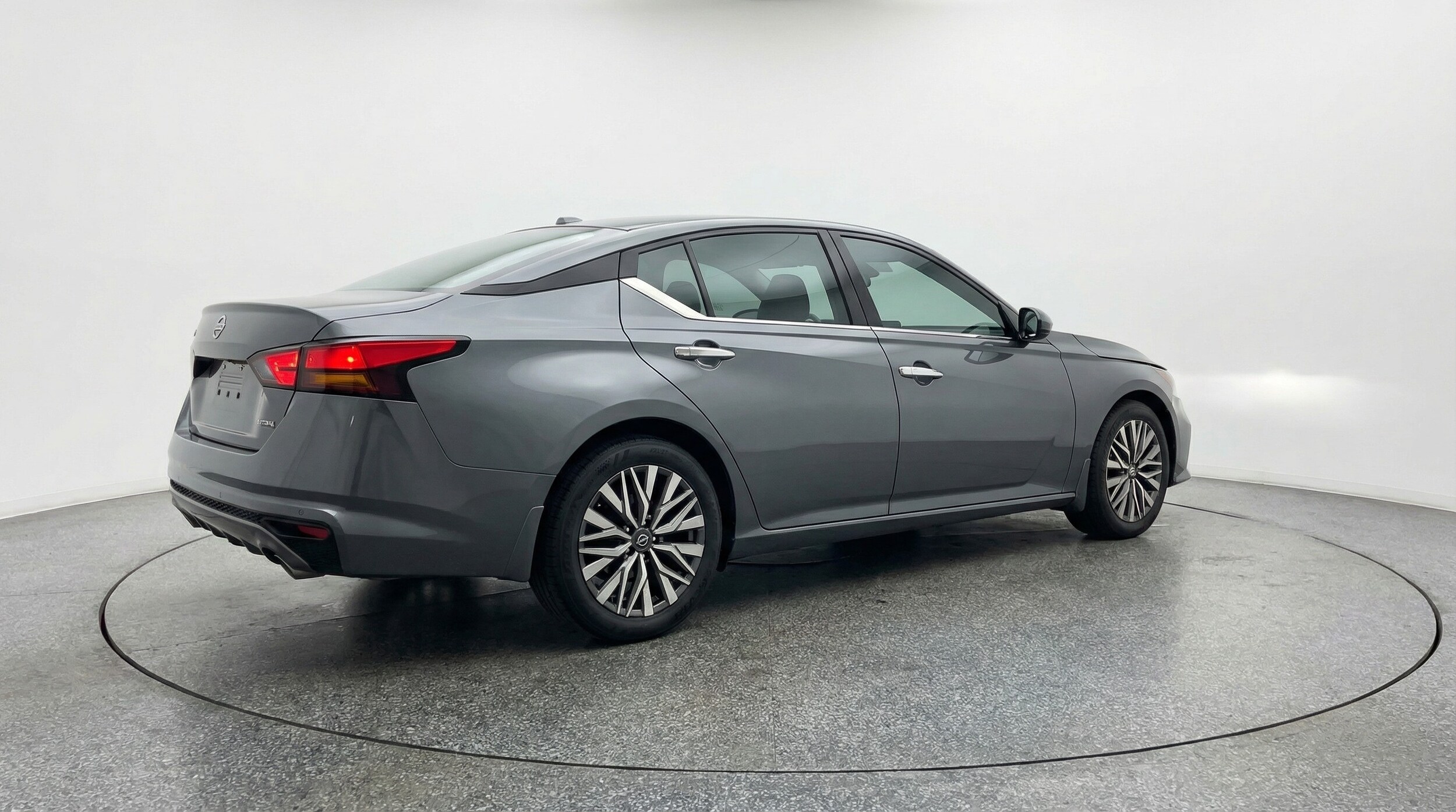 Thumbnail: 2025 Nissan Altima - 7