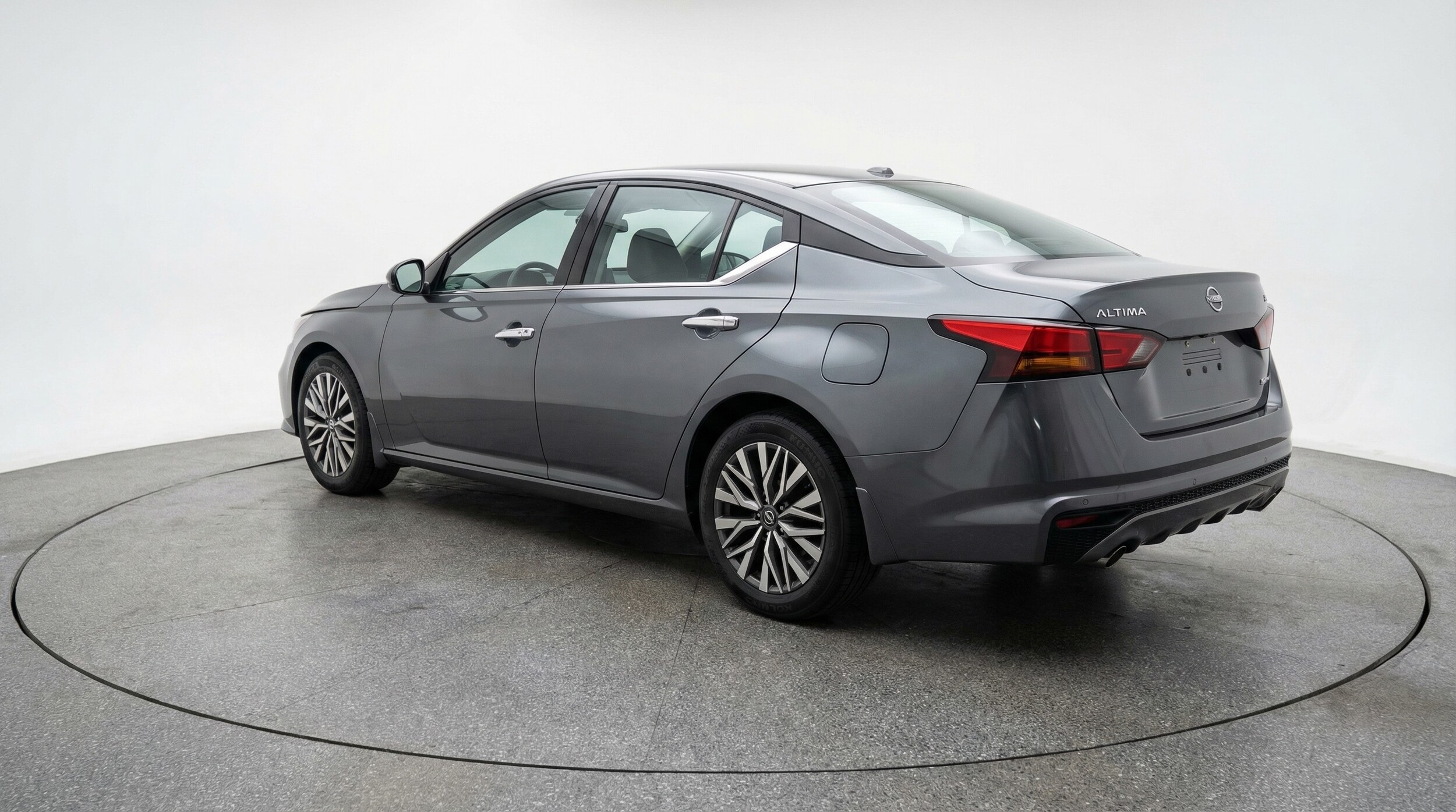 Thumbnail: 2025 Nissan Altima - 5