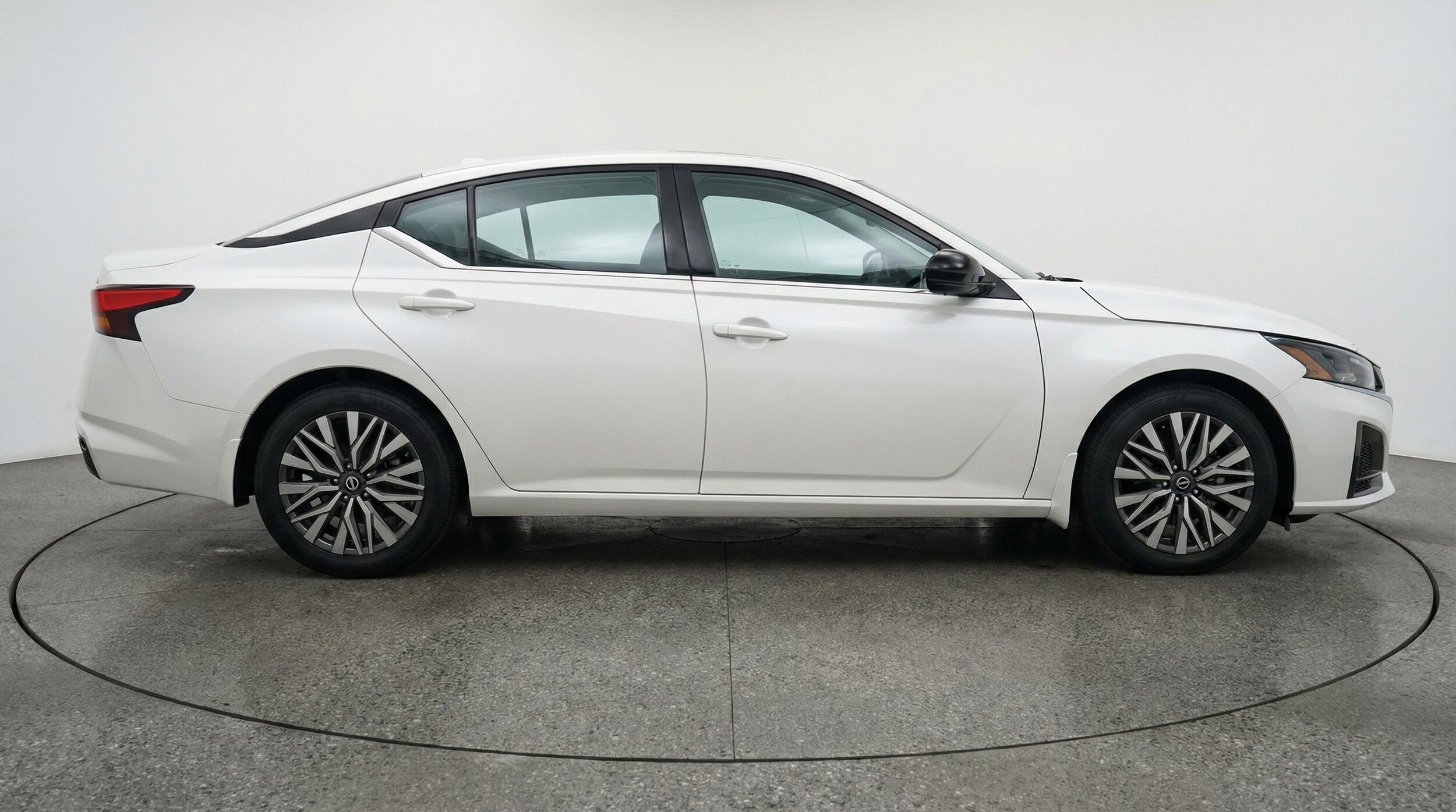 Thumbnail: 2025 Nissan Altima - 11